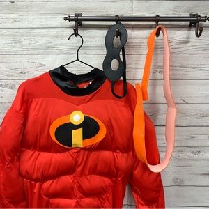 Disney adult Incredibles costume L/XL deluxe costume